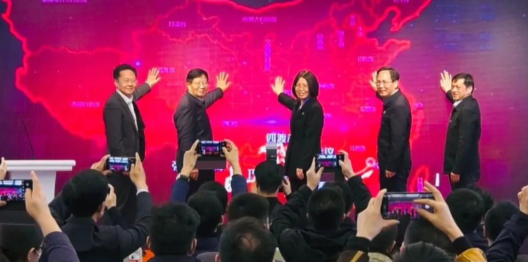 1655884303898152h7YZ.jpg 640.jpg